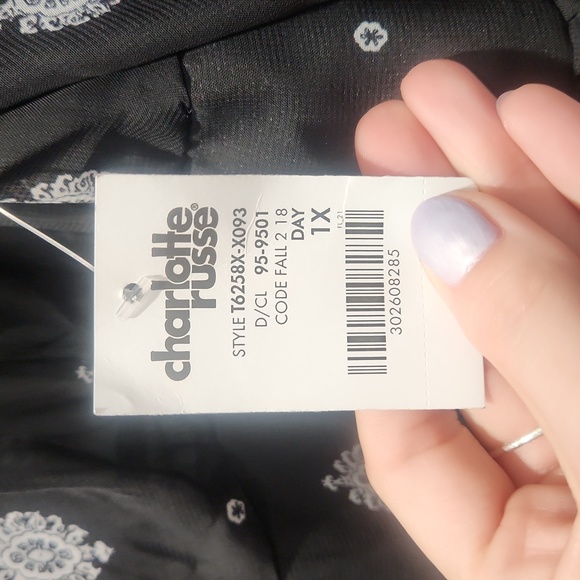 Charlotte Russe Black Printed Longline Kimono - Picture 10 of 11